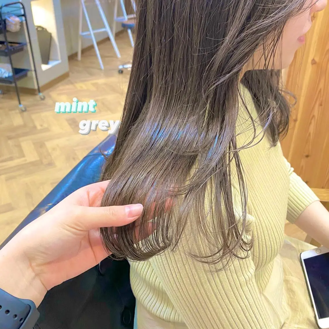 セミロング カラー パーマ ヘアアレンジ メンズ キッズ ネイル マツエク・マツパ 透明感カラー ミント 前川 朋香のヘアスタイル