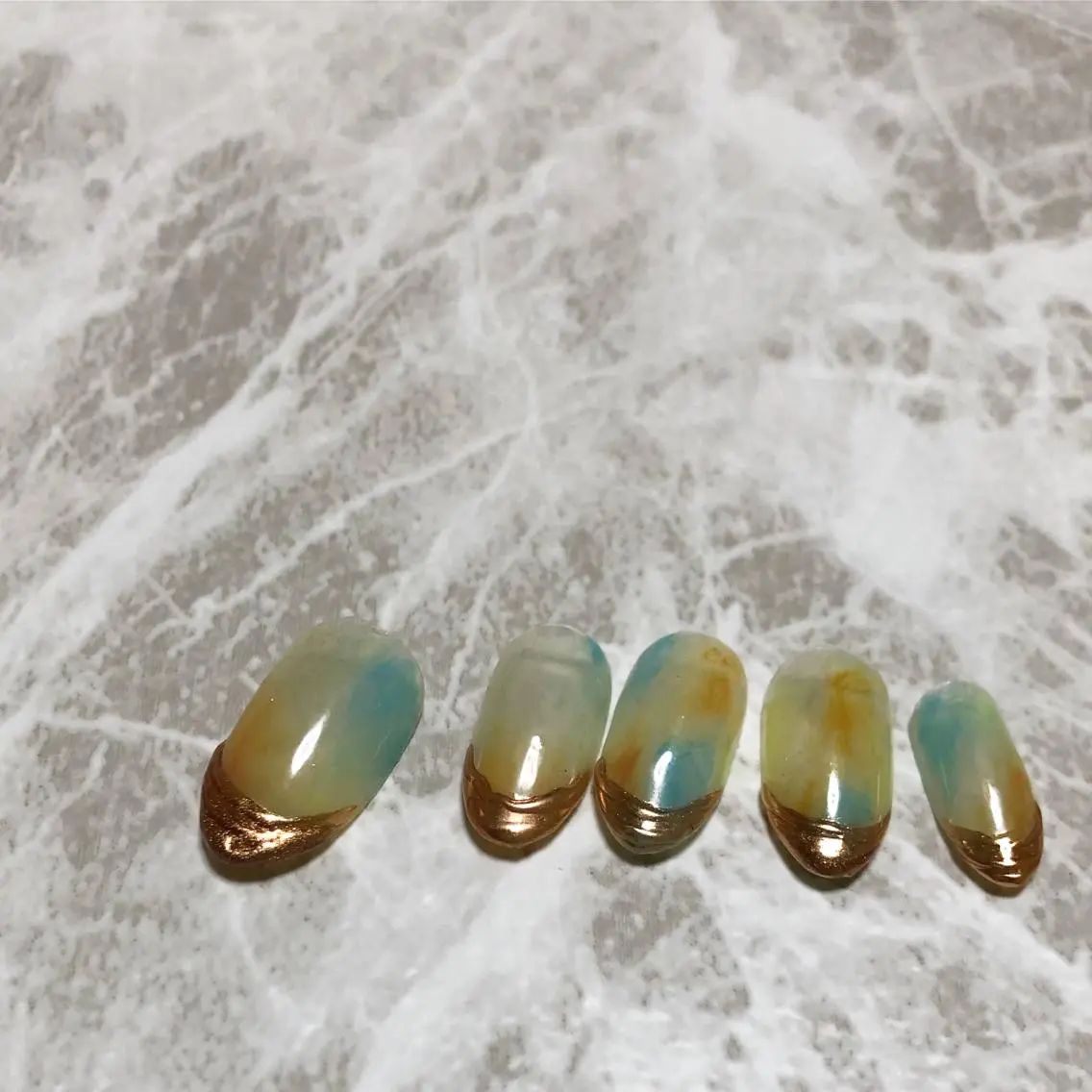 ネイル フレンチネイル thrush nailsのネイルデザイン