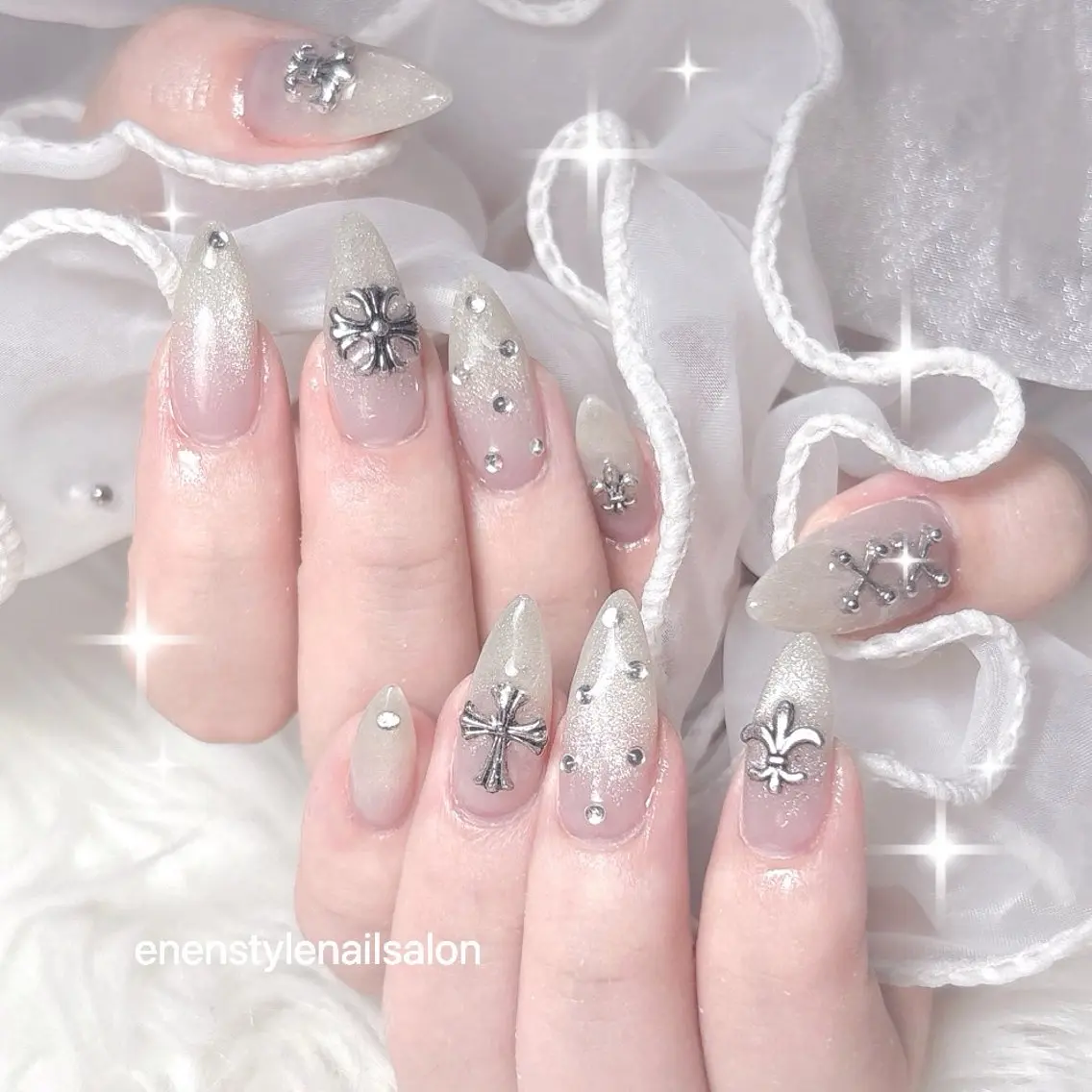 ネイル ハンドネイル 🐾enen style 🐾のネイルデザイン