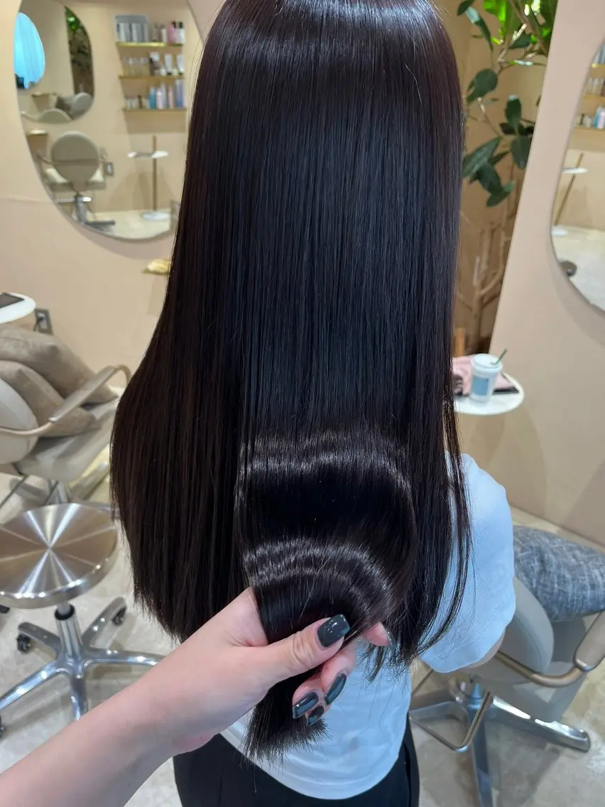 ロング emu marinaのヘアスタイル