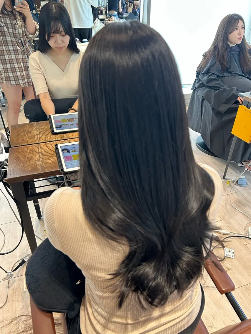 ロング カット ヘアカラー トリートメント 🎀大竹美侑/顔まわ りカット/レイヤーのヘアスタイル