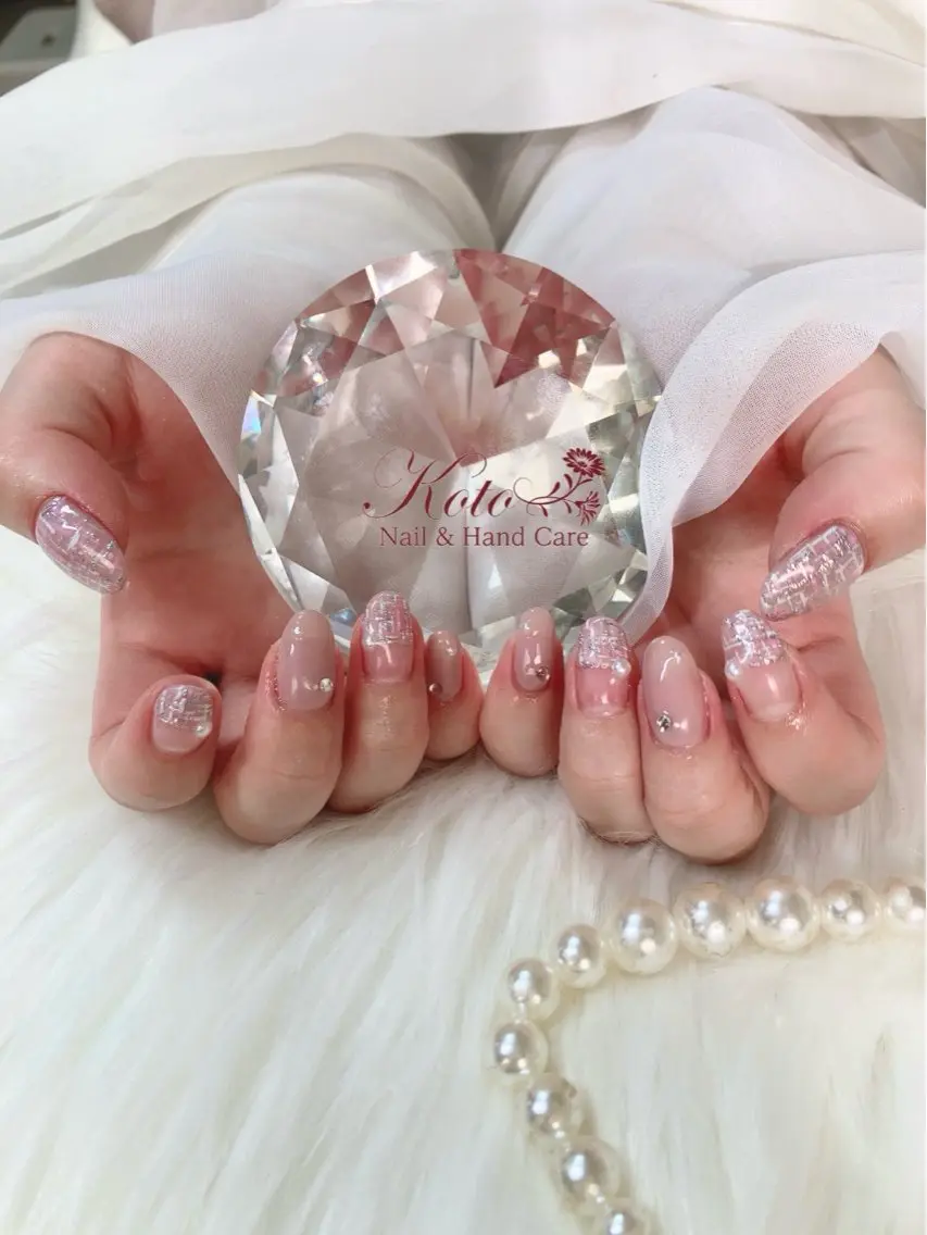 ネイル 長さ出し ジェルネイル 持ち込み ニュアンスネイル 赤色 ハンドネイル Nail Salon KOTOのネイルデザイン
