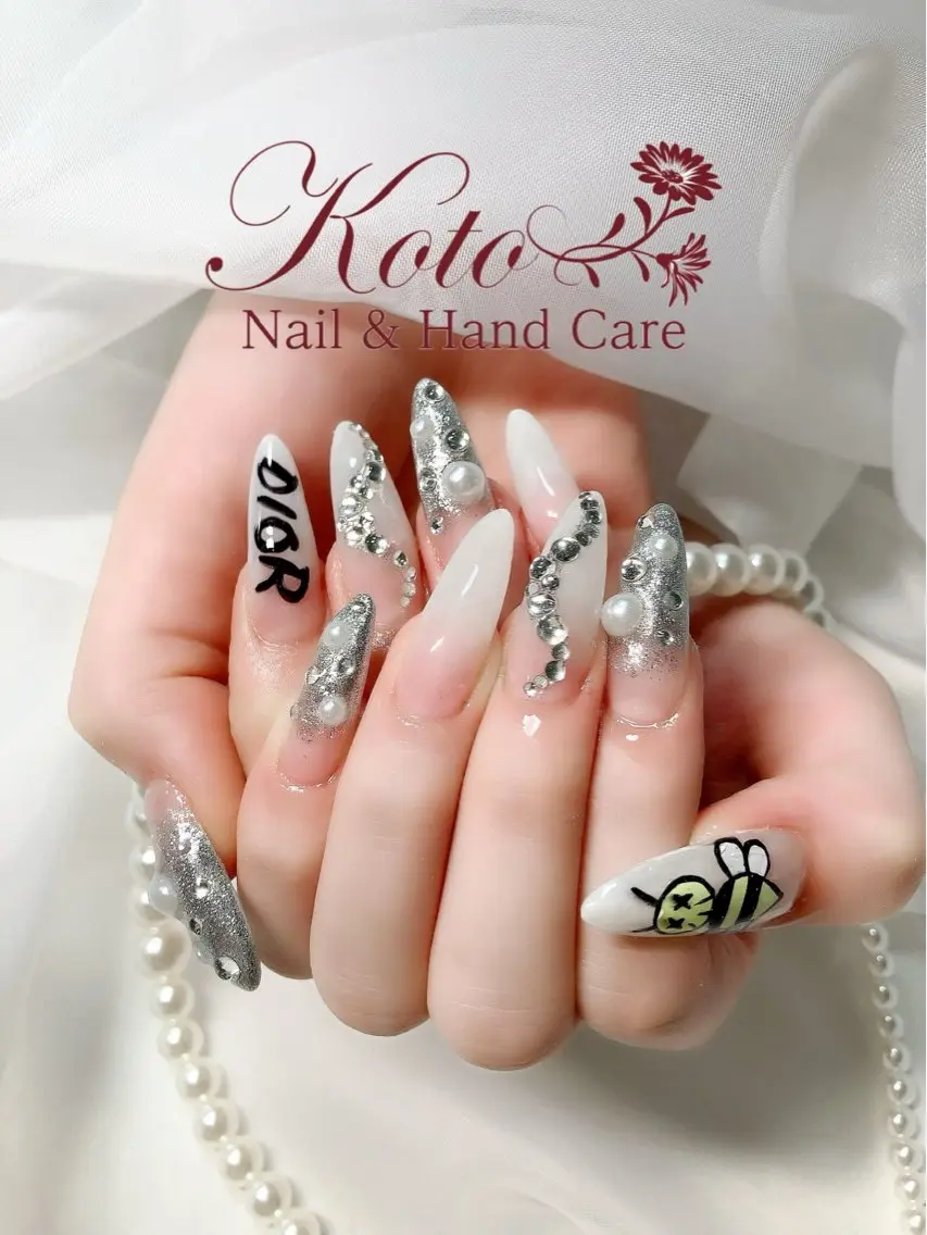 ネイル 長さ出し ジェルネイル 持ち込み ニュアンスネイル 赤色 ハンドネイル Nail Salon KOTOのネイルデザイン