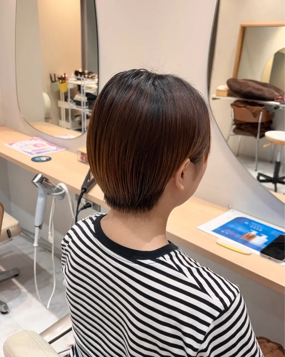 ショート ショートヘア 小林 琉花のヘアスタイル