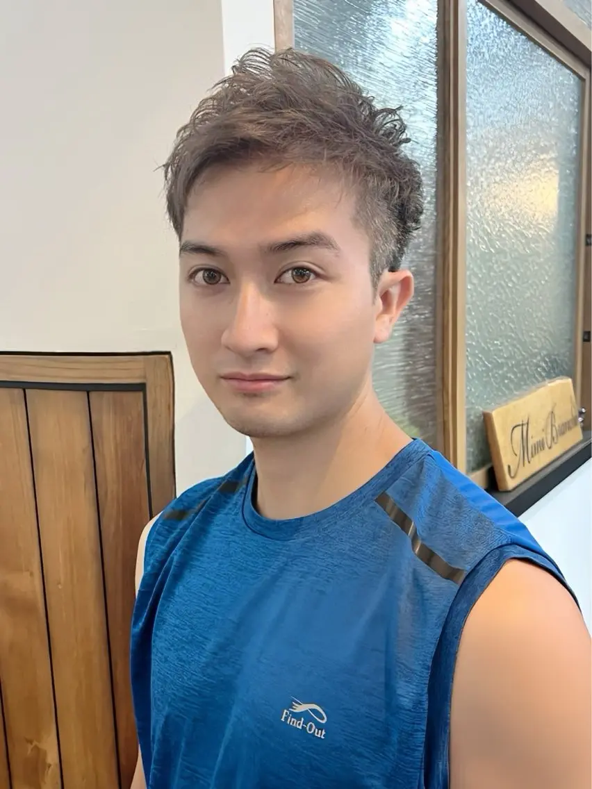 メンズ カット ヘアカラー 森﨑 雅のヘアスタイル