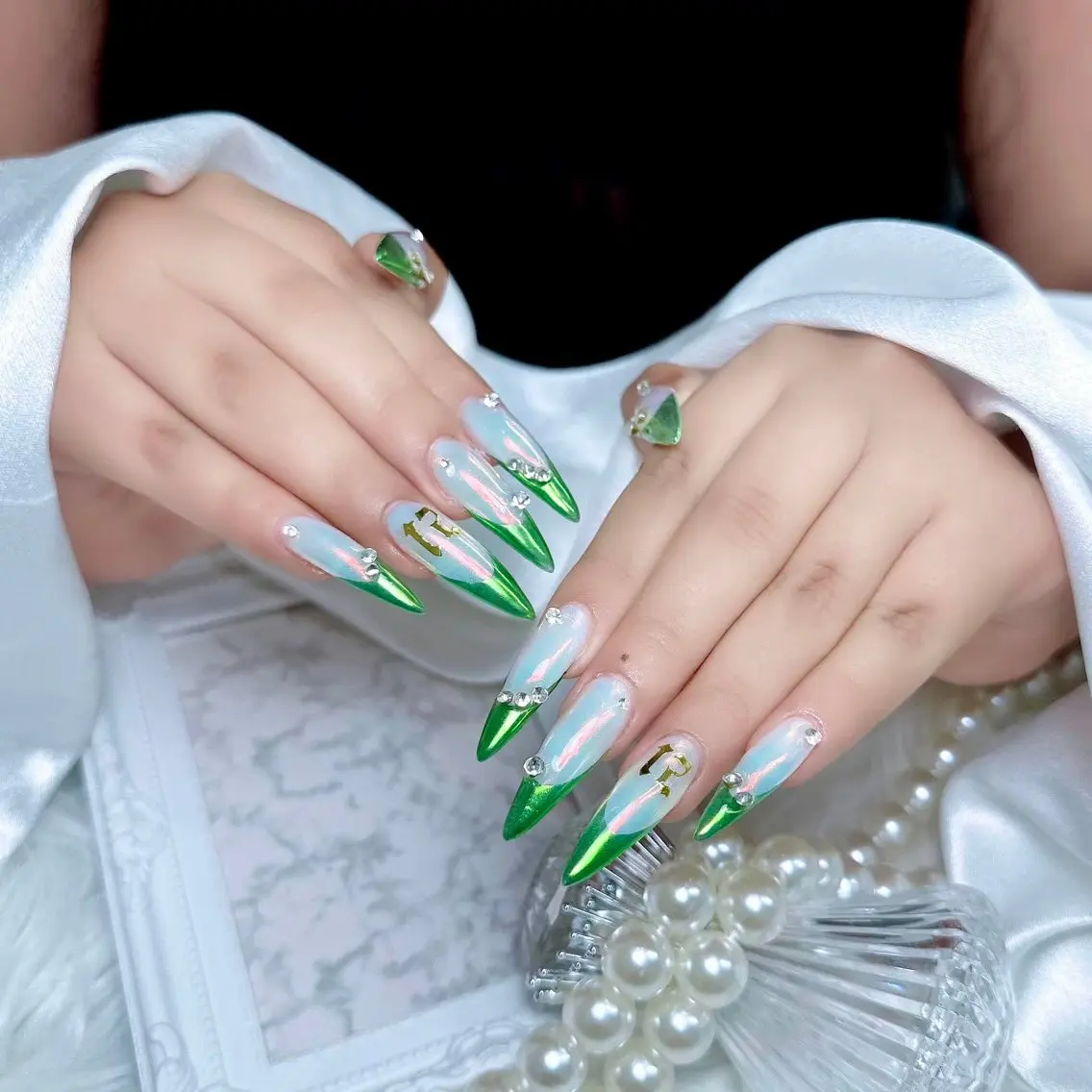 ネイル アートネイル 持ち込み ハンドネイル ハンドケア Dyo Nailのネイルデザイン