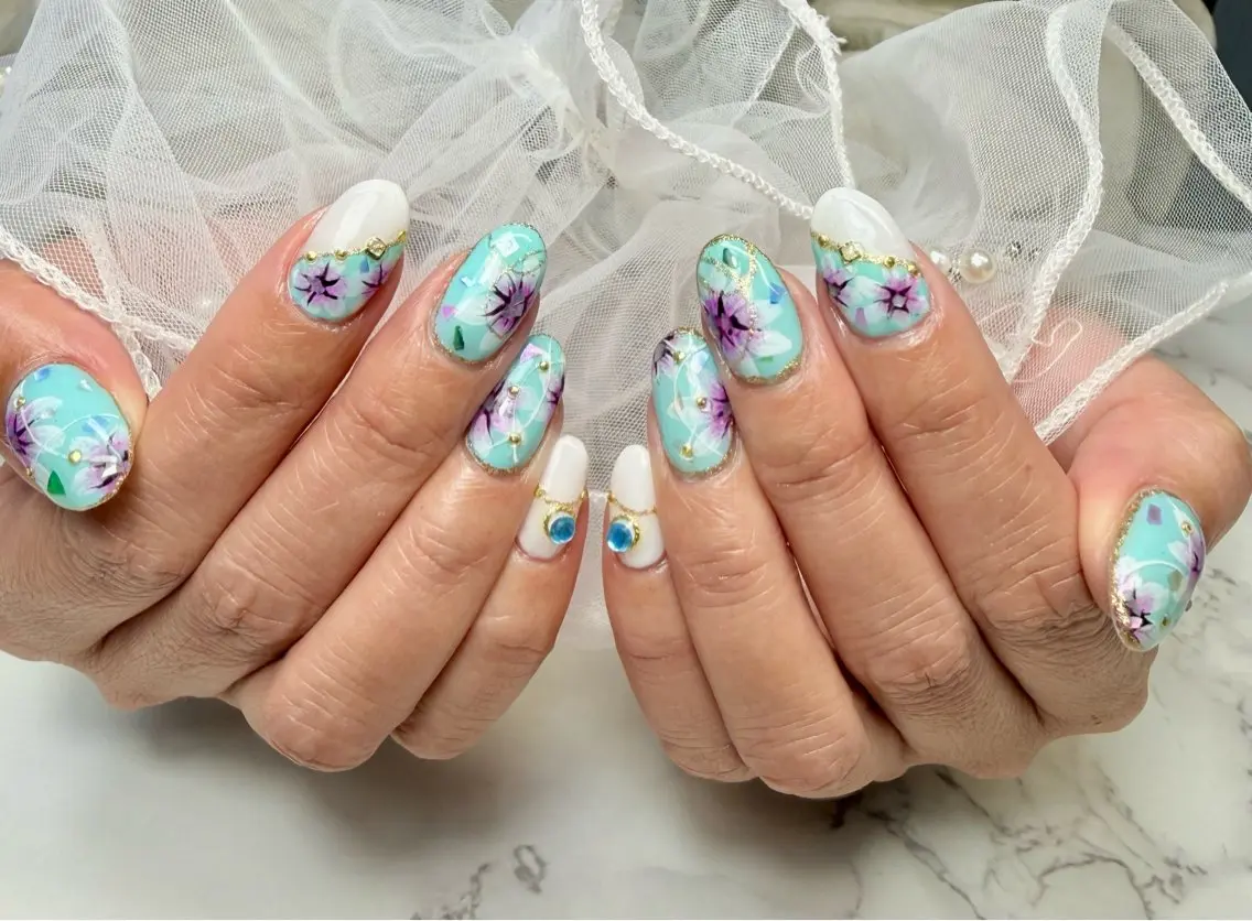 ネイル アートネイル チークネイル フラッシュネイル フラッシュマグ フレンチネイル Mai’s nailのネイルデザイン