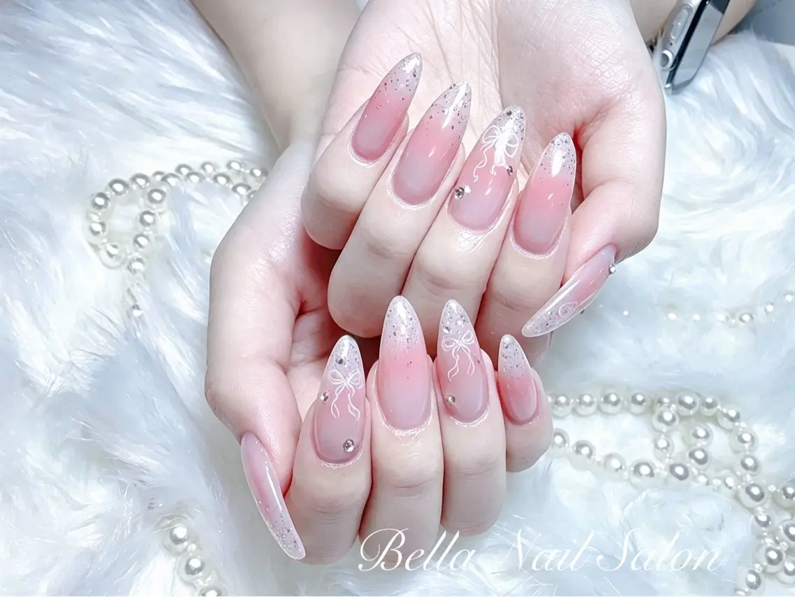 ネイル ハンドネイル Bella Nail Salonパラジェルのネイルデザイン