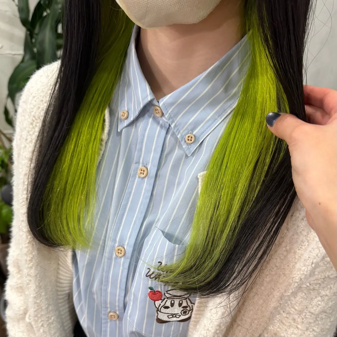 カラー ヘアカラー トリートメント ヘッドスパ 透明感/低ダメージ インナー🩵角田紗雪のヘアスタイル