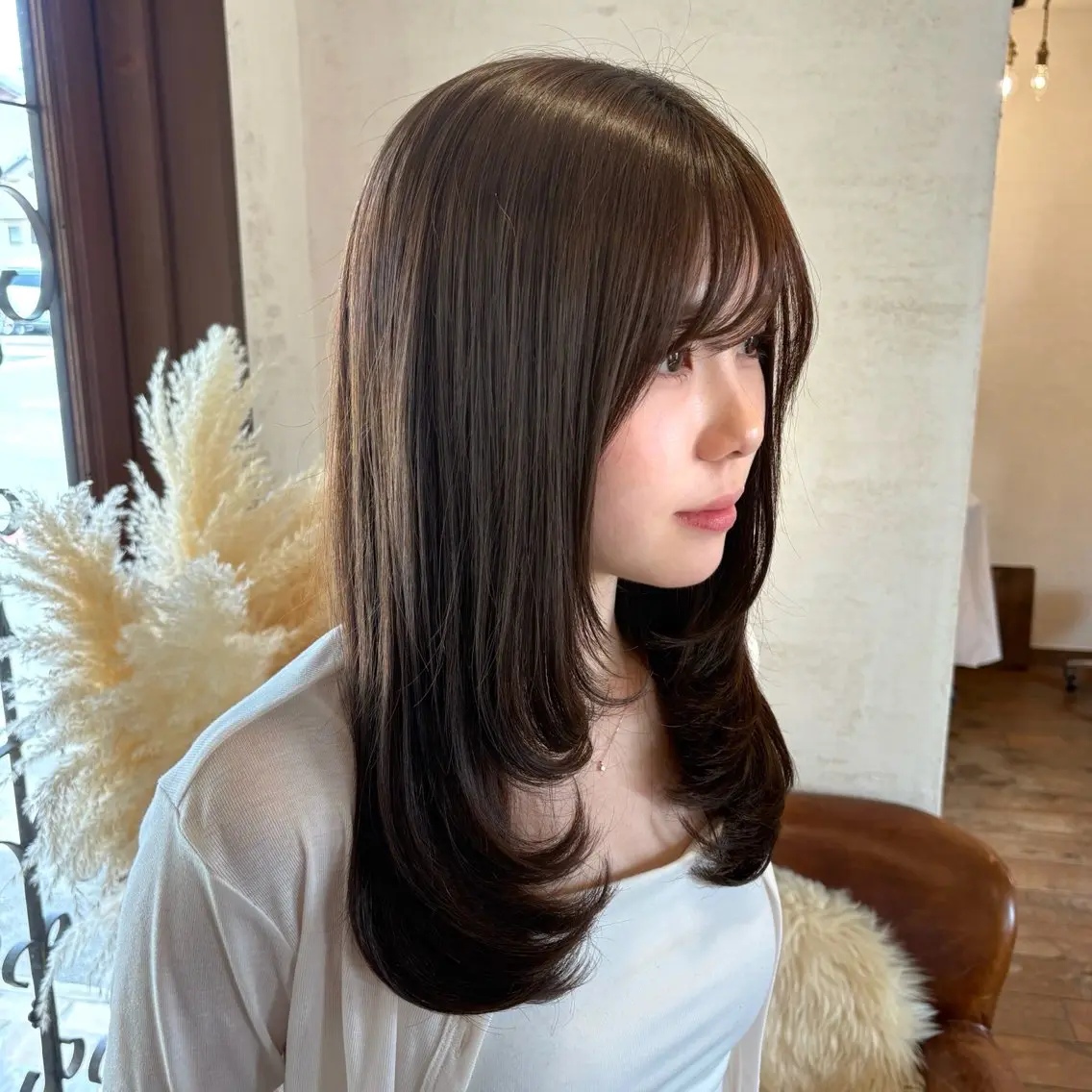 セミロング アッシュ アッシュブラウン レイヤーカット カット ヘアカラー トリートメント 艶感ベージュが得意♡ 田島千愛のヘアスタイル