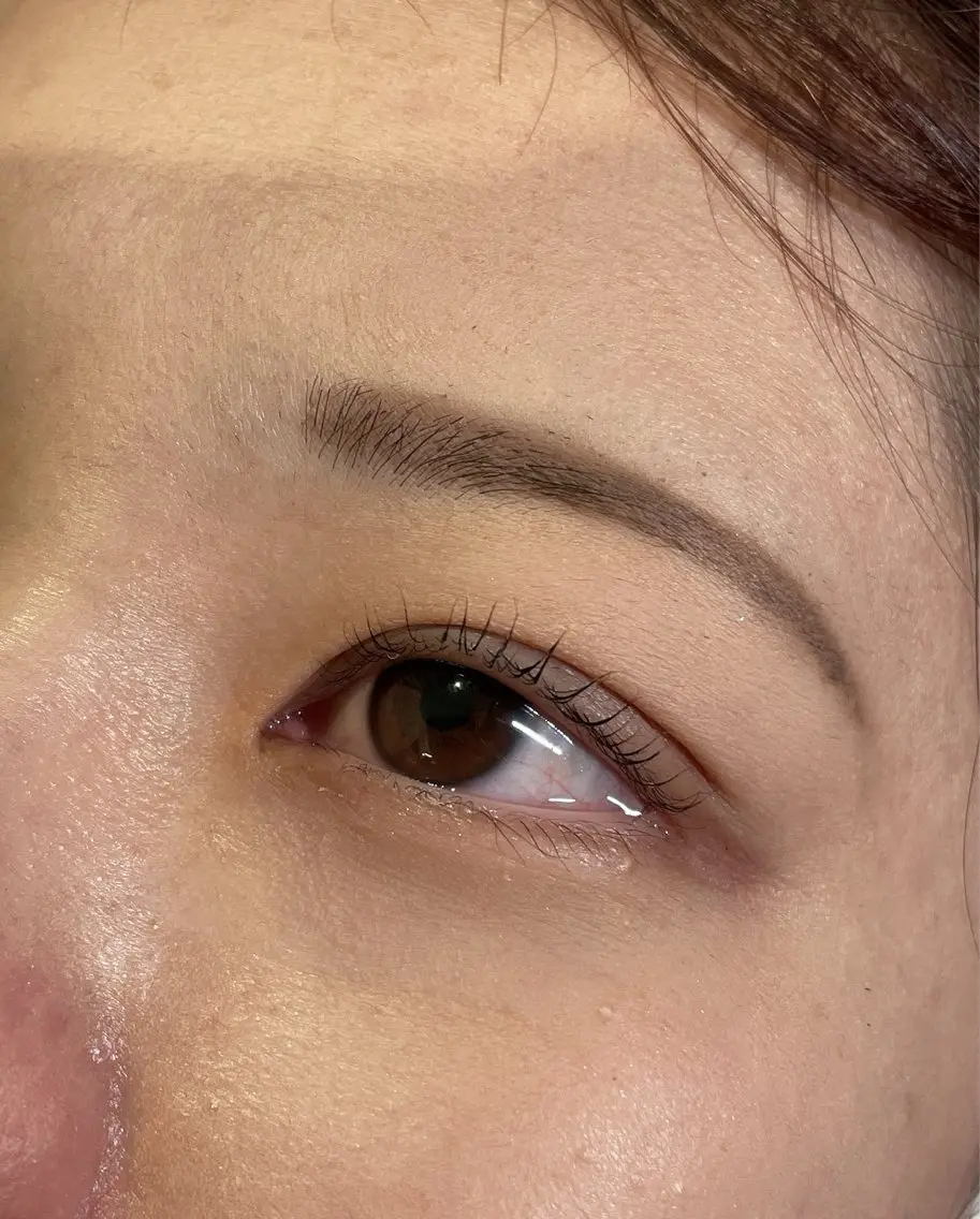 マツエク・マツパ 井上 真里奈のヘアスタイル