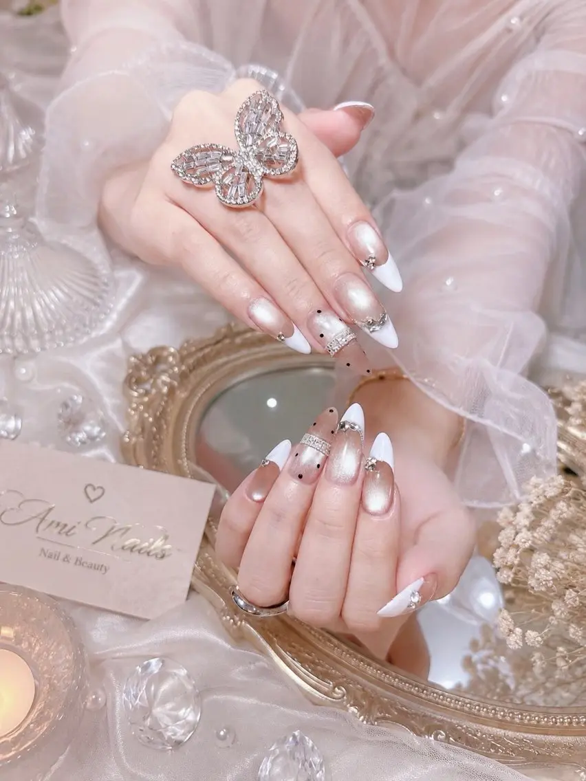 ネイル Ami Nailsのネイルデザイン