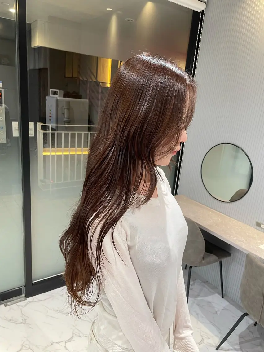 ロング カラー RAF Sakuraのヘアスタイル