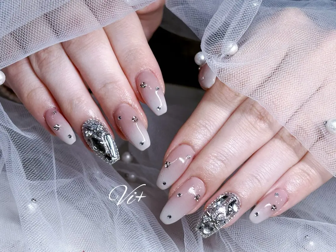 ネイル ハンドネイル Nailsalon Vi+ももか🩷のネイルデザイン