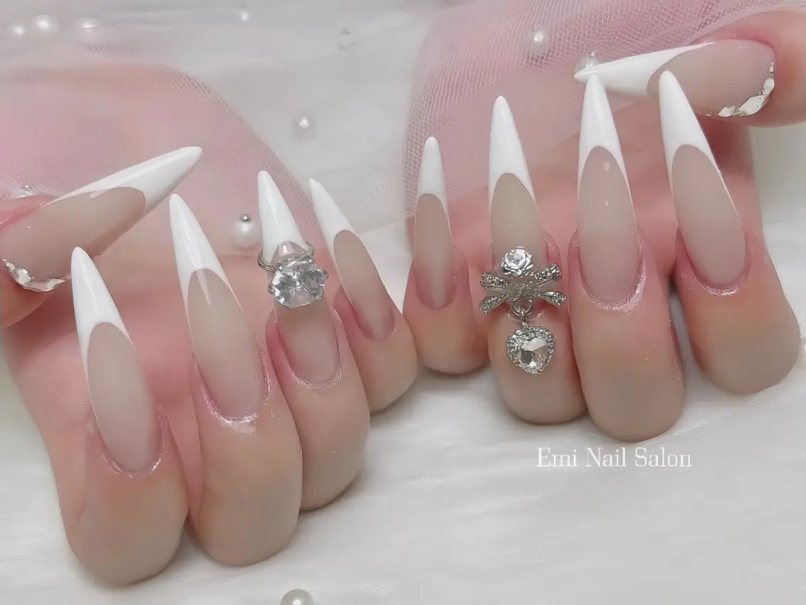 ネイル アートネイル ジェルネイル ネイルチップ Rin Nail 新大久保店のネイルデザイン