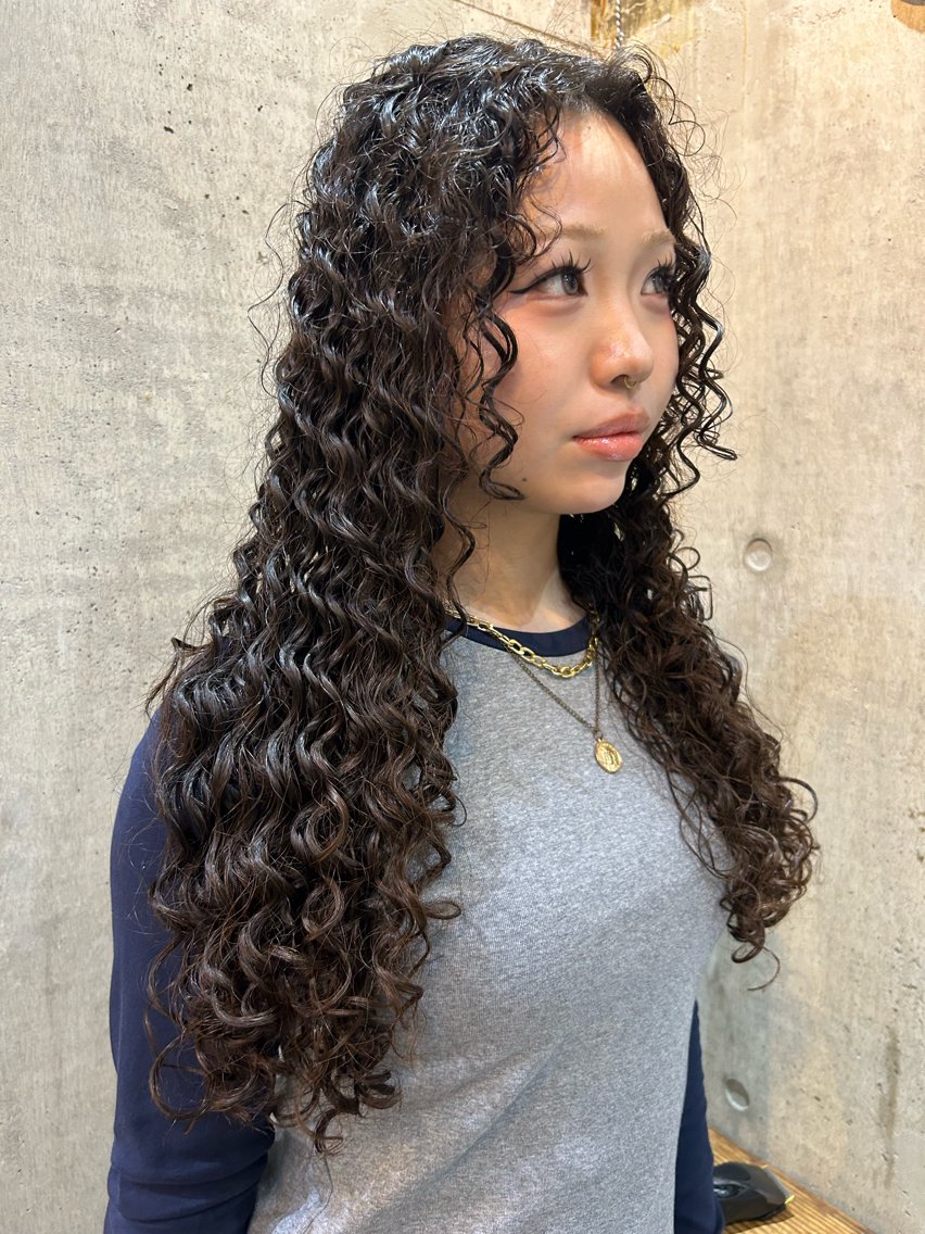 パーマ ツイストスパイラルパーマ スパイラルパーマ パーマ YUURI ／カットモデル¥0のヘアスタイル