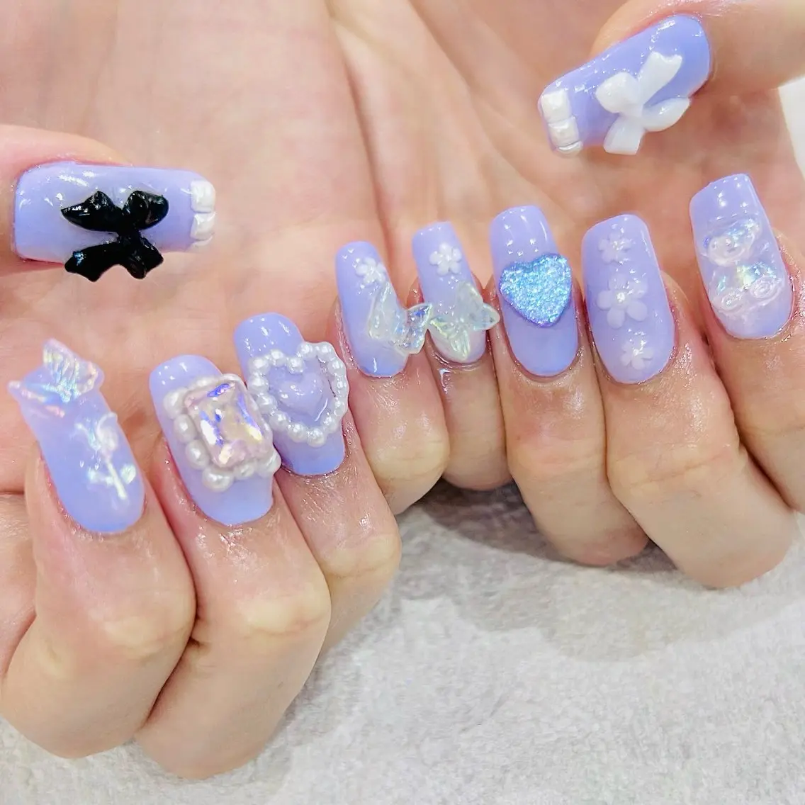 ネイル ストーンネイル ハンドネイル muum_nail 新宿2分 三丁目1分のネイルデザイン
