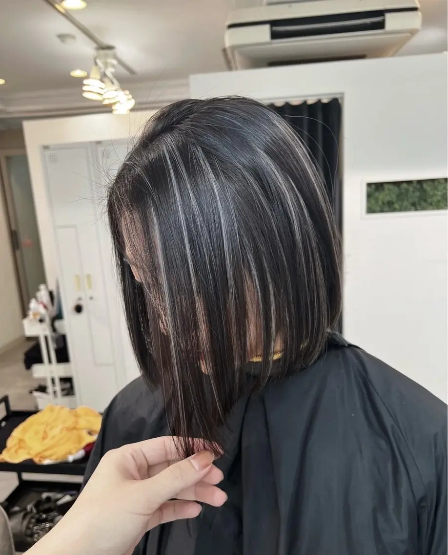 ショート カラー ダークグレー ダークグレージュ グレージュ ハイライトカラー ハイライト 指名数No.1 /NAOYAのヘアスタイル