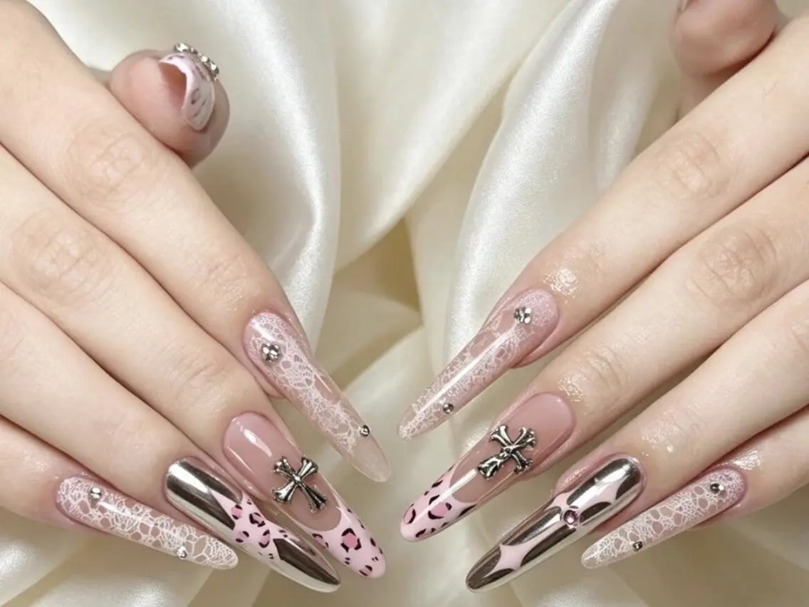 ネイル ハンドネイル ユナ ネイル💅のネイルデザイン