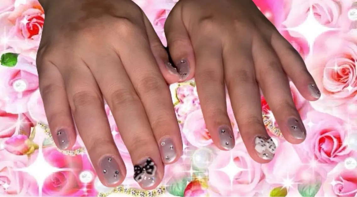 ネイル VENUSBELT しま🐆のネイルデザイン
