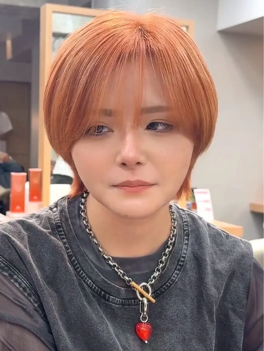ショート カラー メンズ メンズブリーチ ベージュカラー ブリーチ オレンジ オレンジベージュ ヘアカラー メンズ垢抜けカラー /YUTAのヘアスタイル