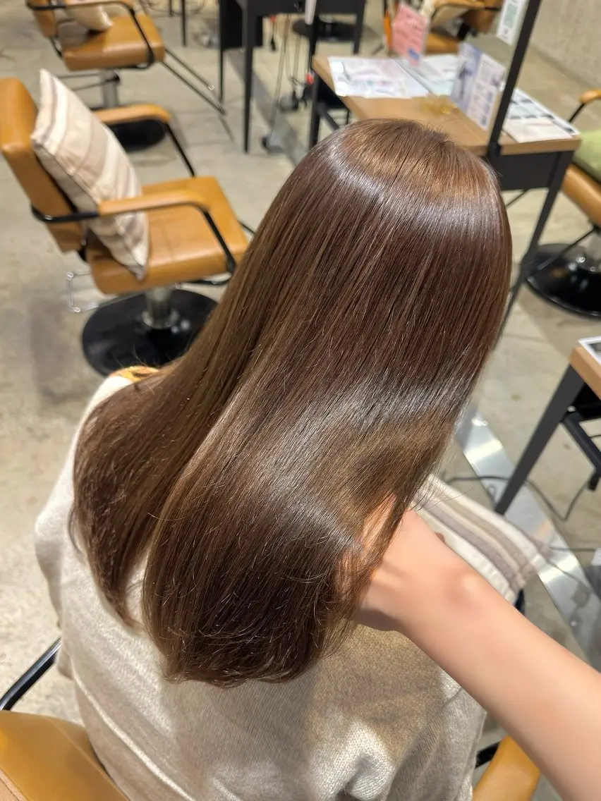セミロング カラー パーマ ヘアアレンジ ベージュカラー オリーブベージュ 髪質改善 ストレートパーマ カット ヘアカラー 縮毛矯正 トリートメント ヘッドスパ 顔まわり/艶カラー/ 🤎himari🤎のヘアスタイル