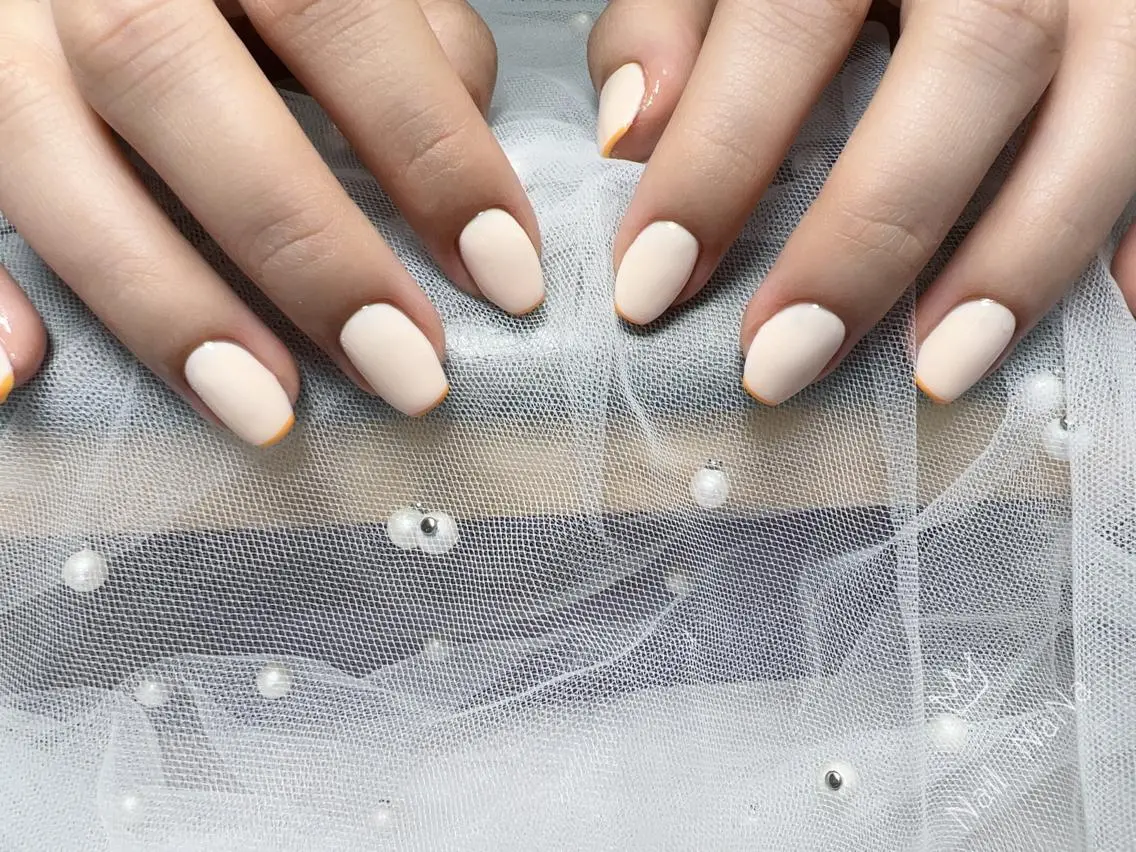 ショート カラー ネイル オレンジ フレンチネイル オレンジ ハンドネイル Nail NaNaのネイルデザイン