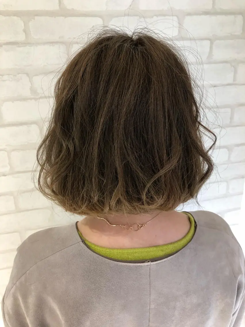 ⭐️[口込みで人気No.1]⭐️カット & イルミナカラー & トリートメント　ご新規様限定の写真