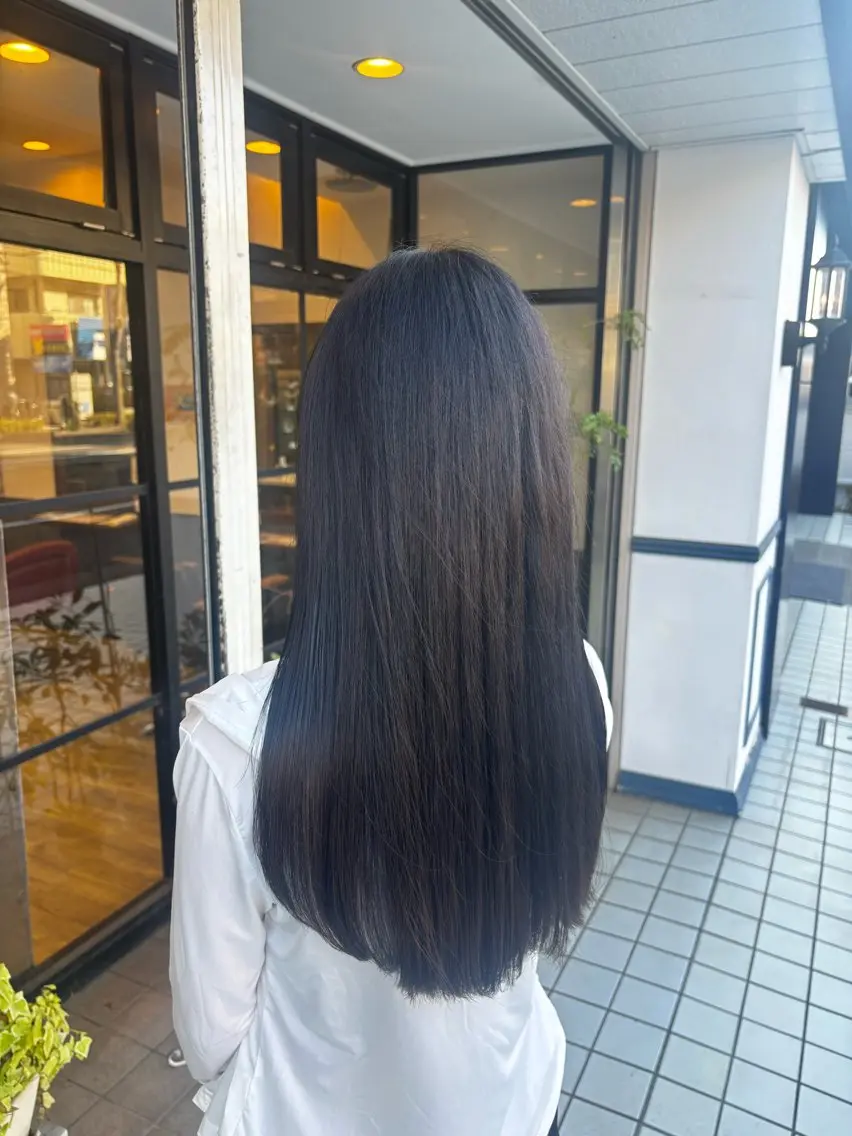 ロング カラー ヘアカラー トリートメント Hozumi Akari🎀のヘアスタイル