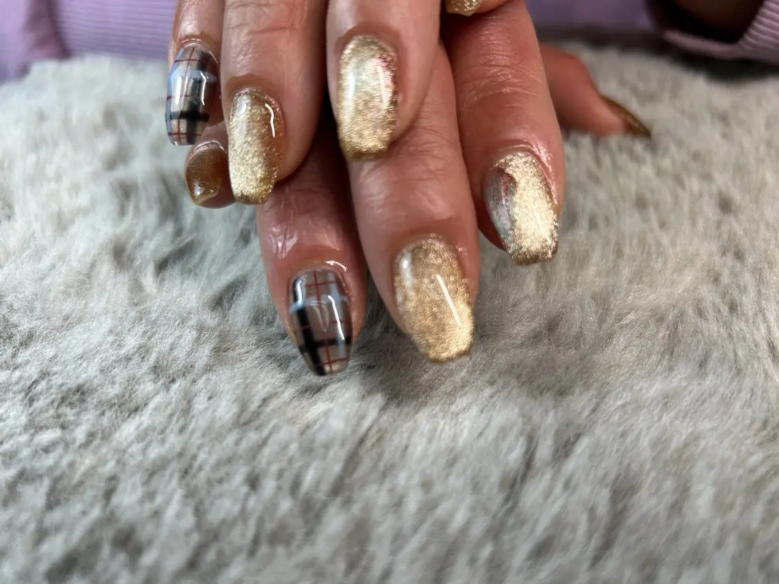 ネイル NailsBY 249のネイルデザイン