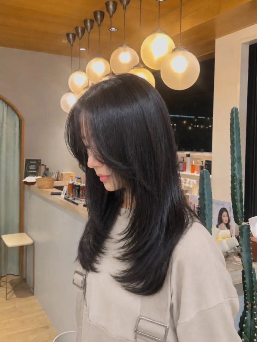 セミロング 中田 和花のヘアスタイル