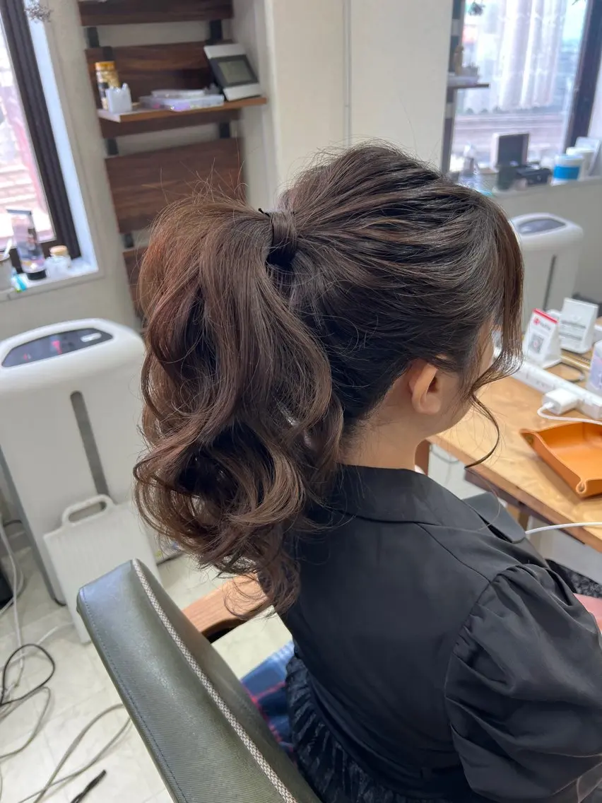 ロング ヘアアレンジ ポニーテール 山室 敬義のヘアスタイル
