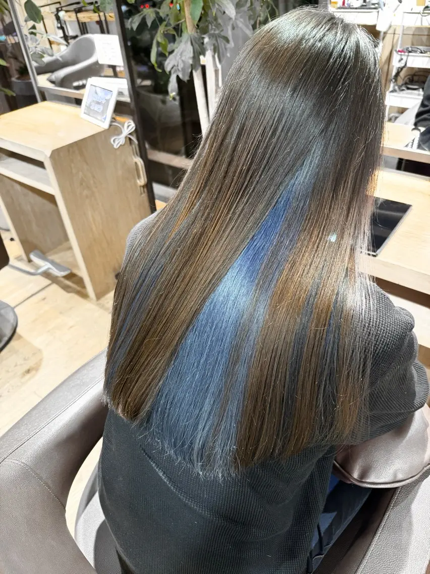 ロング カラー ブリーチ 韓国風カラー🤎 𝒄𝒉𝒊𝒌𝒂のヘアスタイル