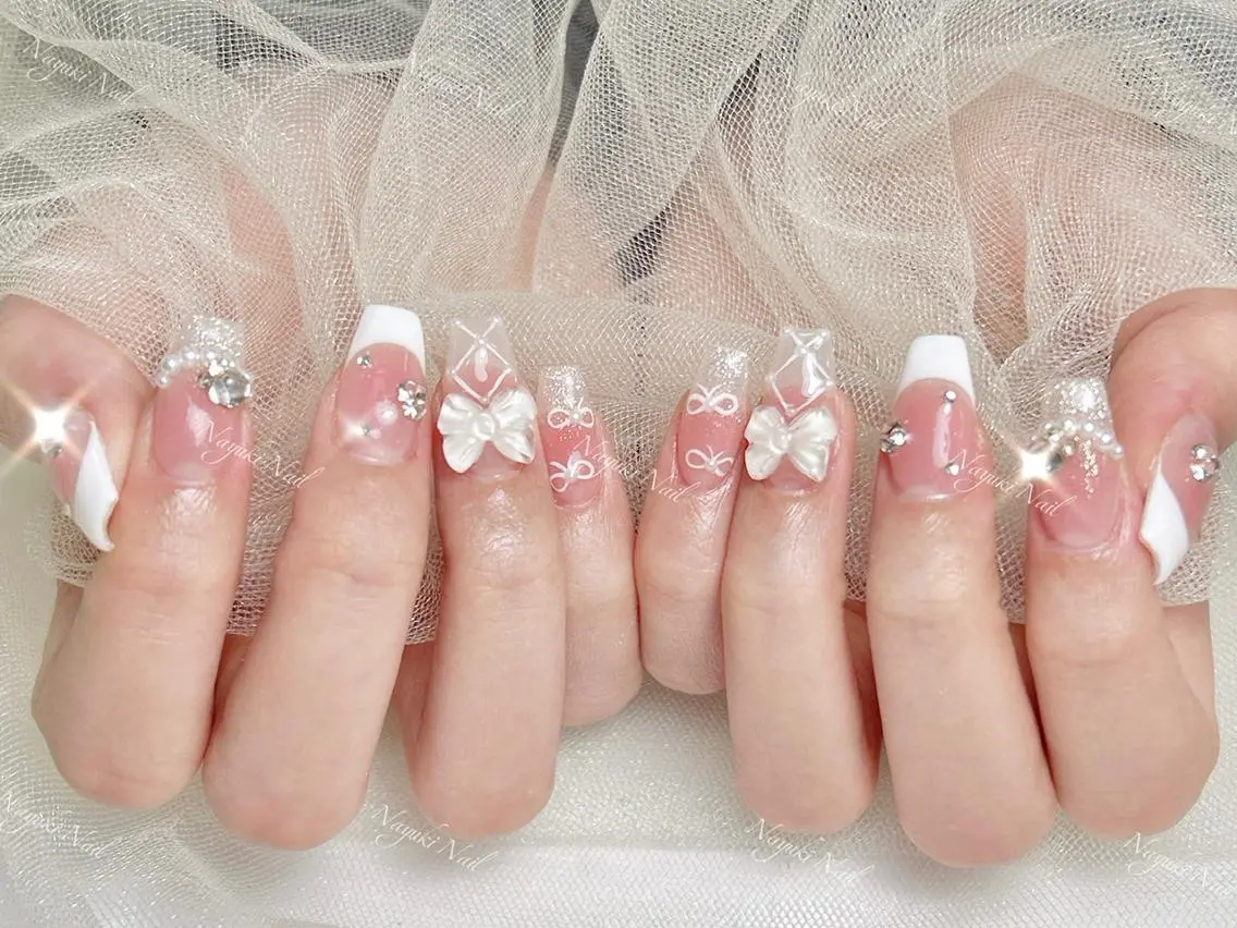 ネイル 🦋 Queenieのネイルデザイン