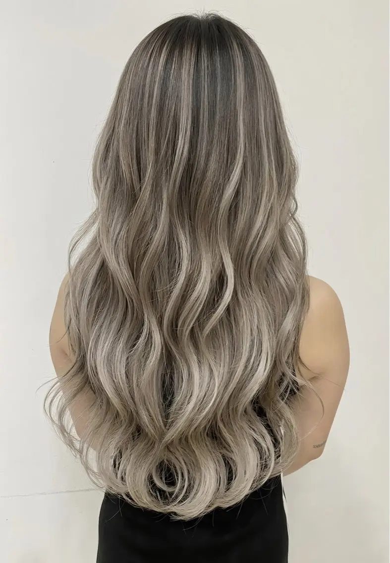 ロング カラー バレイヤージュ ブリーチ ケアブリーチ 透明感カラー グレージュ カット ヘアカラー トリートメント バレイヤージュ 藤沢 髪質改善 竹内ケンゴのヘアスタイル