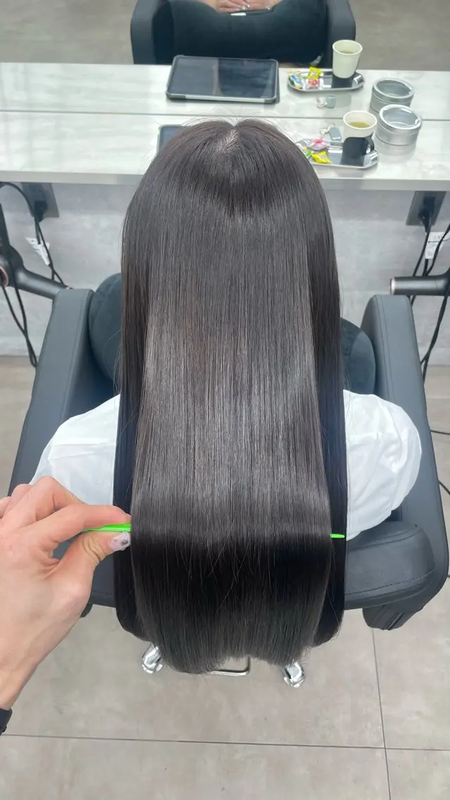 ロング カット ヘアカラー トリートメント CYNTHIADUE 店長｜ IRISUのヘアスタイル