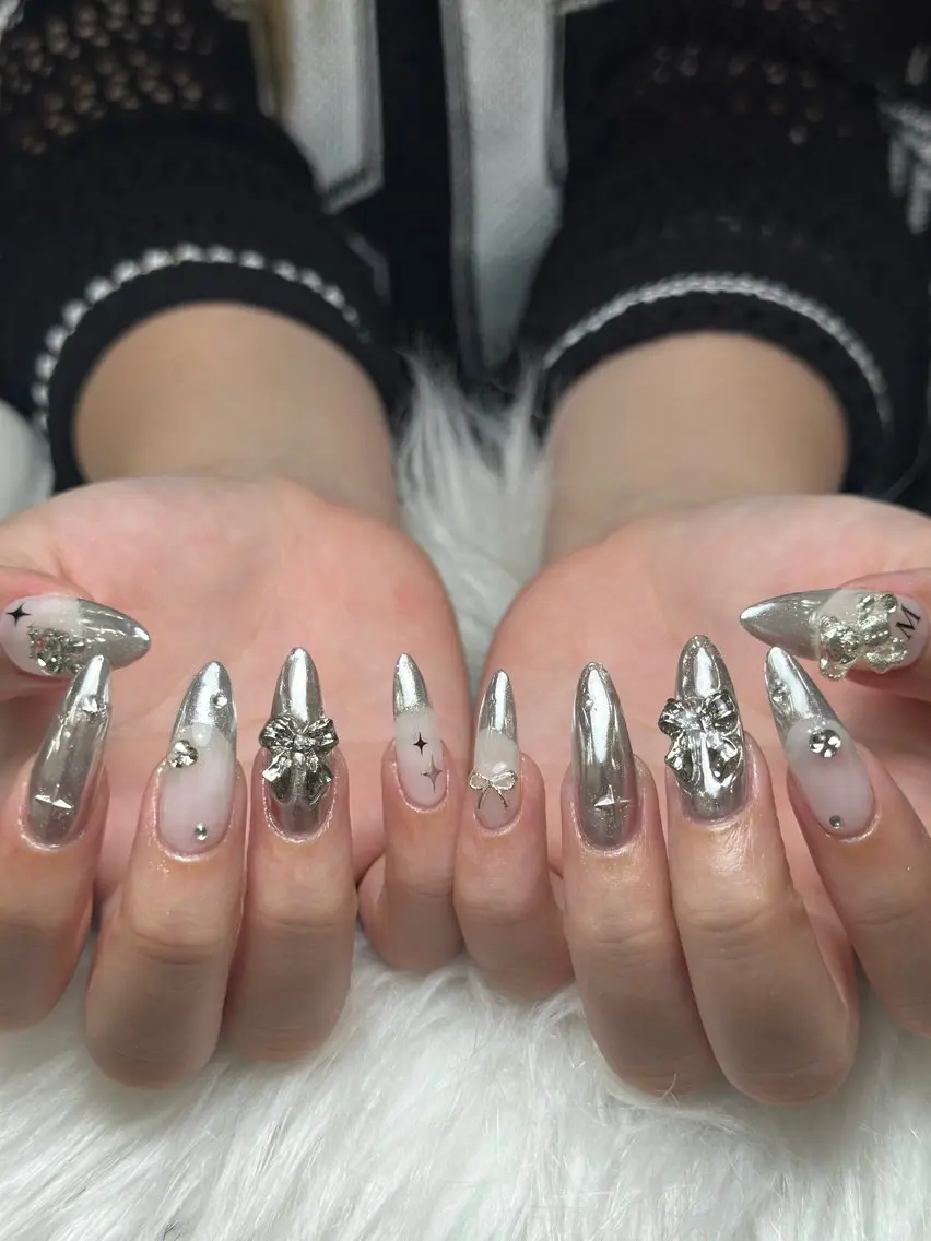 ネイル フレンチネイル グラデーション 韓国ネイル マグネットネイル シンプルネイル ハンドネイル CoMo Nailのネイルデザイン