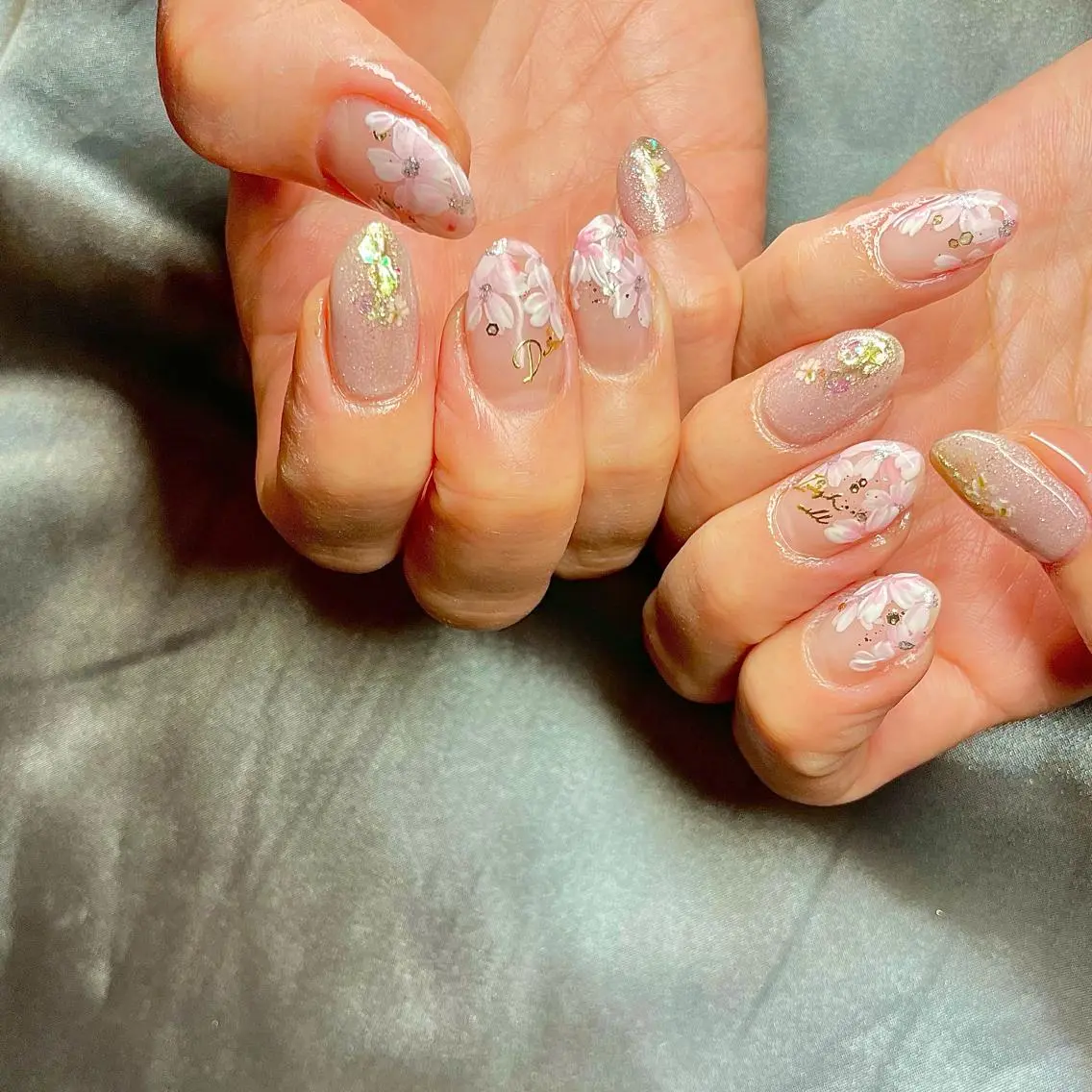 ミディアム カラー パーマ ヘアアレンジ メンズ キッズ ネイル マツエク・マツパ アイブロウ 桜ネイル el. by Aoのネイルデザイン