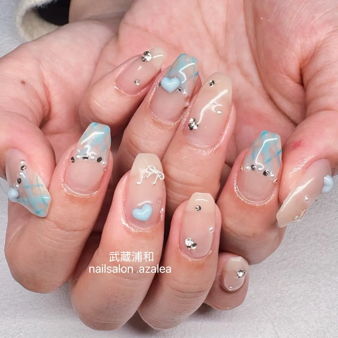 ネイル ハンドネイル R inのネイルデザイン