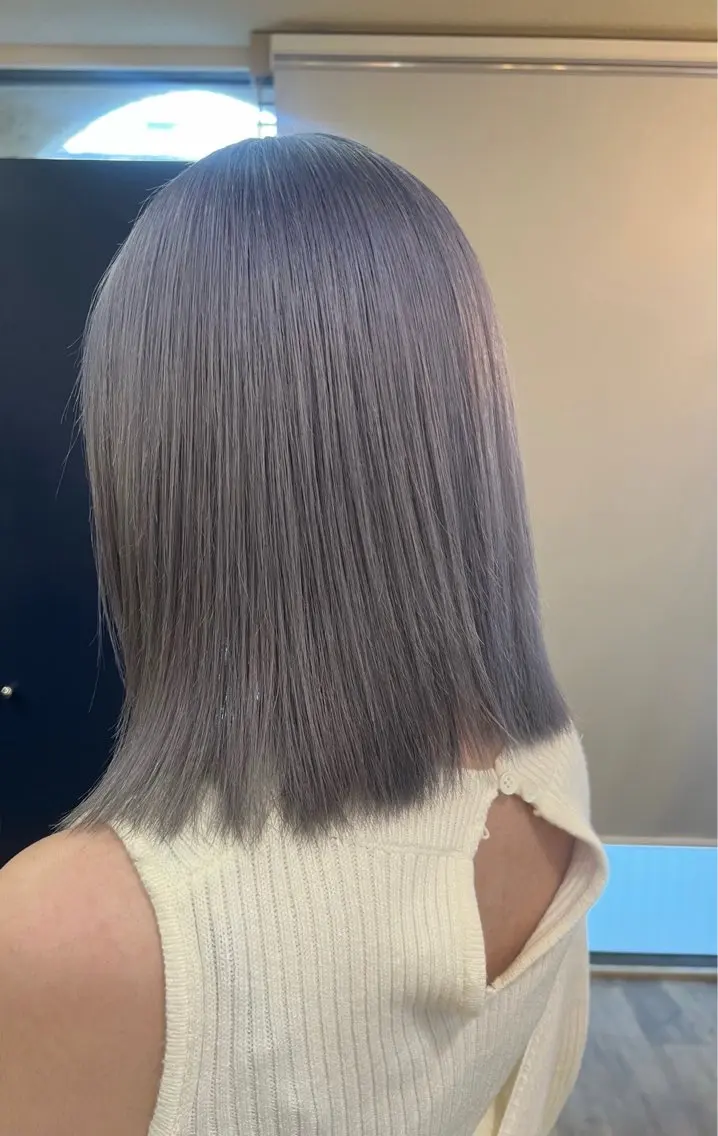 ミディアム アッシュ アッシュグレー Miyuu 『藤沢』のヘアスタイル