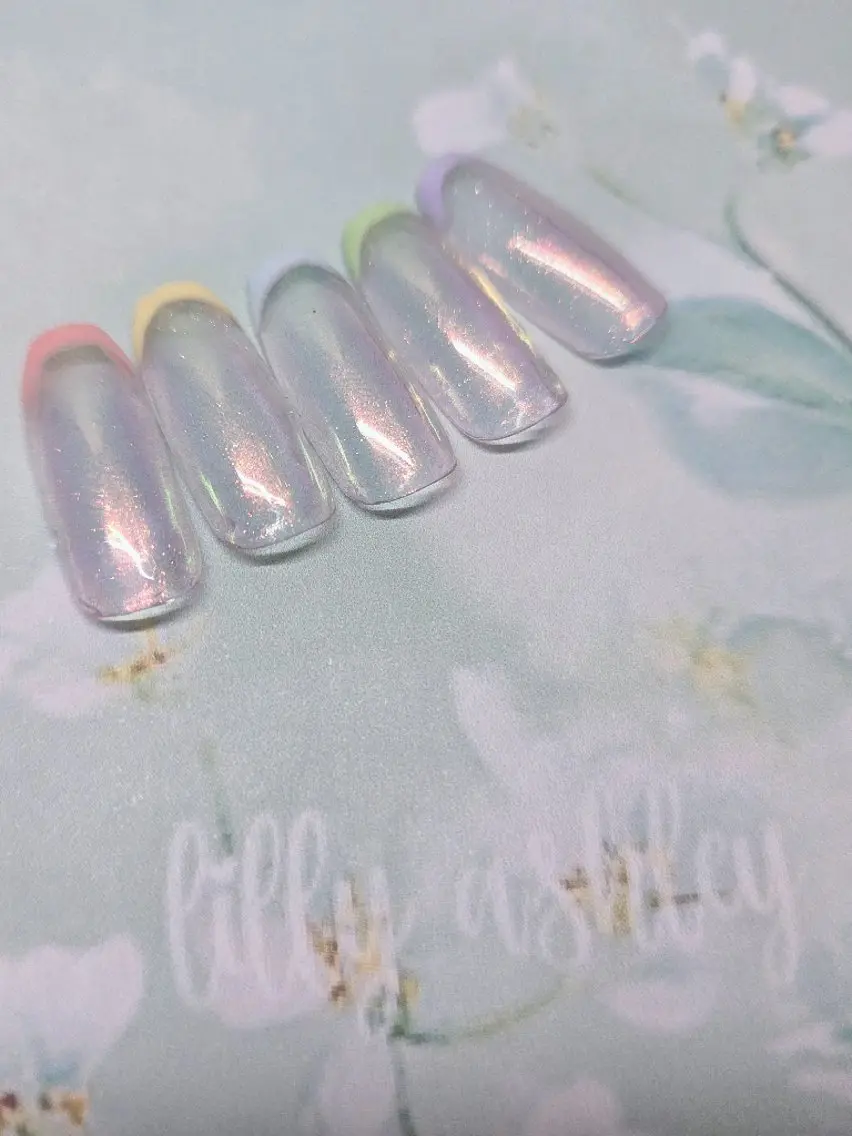 ネイル オーロラネイル フレンチネイル キラキラネイル パステルネイル ハンドネイル nailsaron kohiroのネイルデザイン