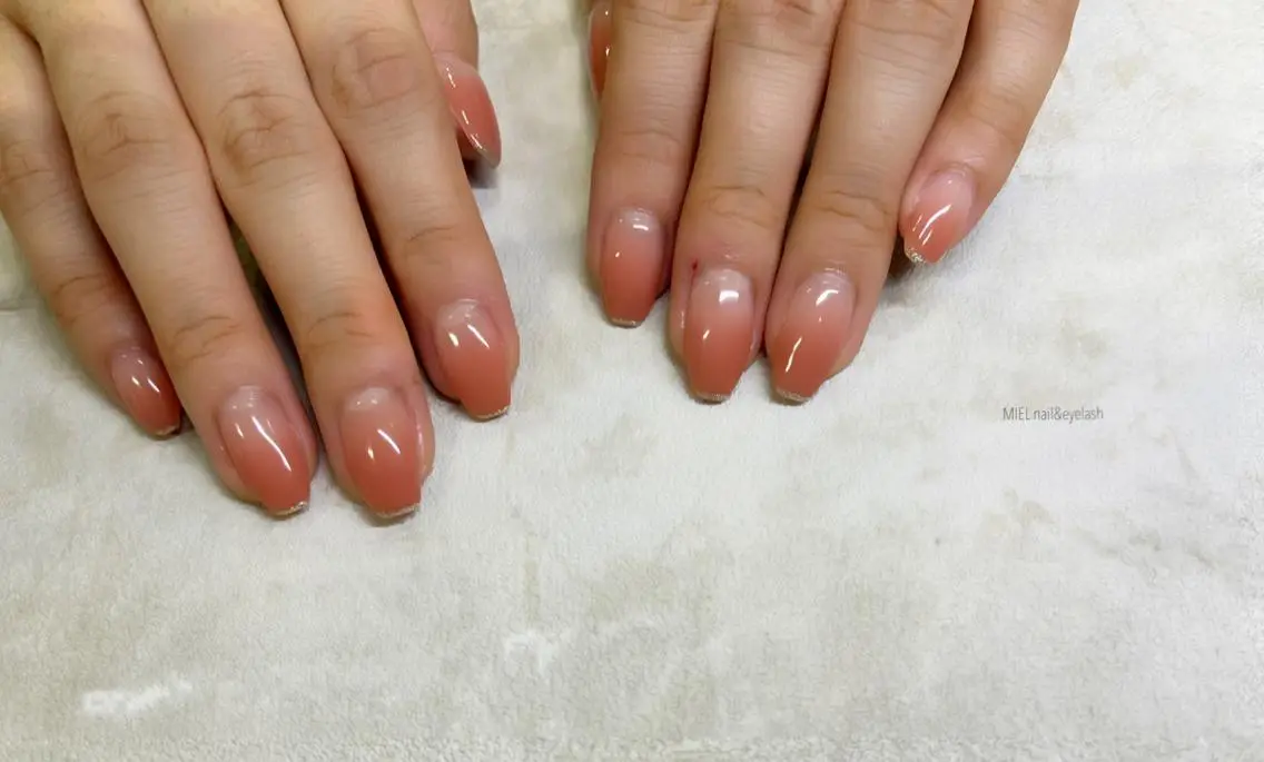 ネイル グラデーション シンプルネイル ハンドネイル nail salon monailのネイルデザイン