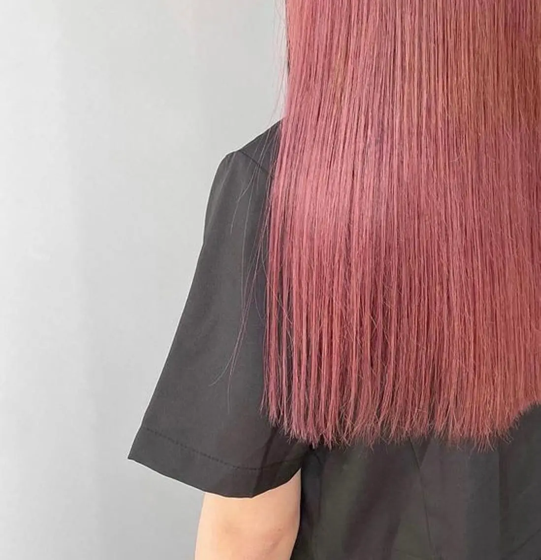 ロング カラー ブリーチ カシス ピンクカラー ヘアセット🎀パーマ Tsubasaのヘアスタイル