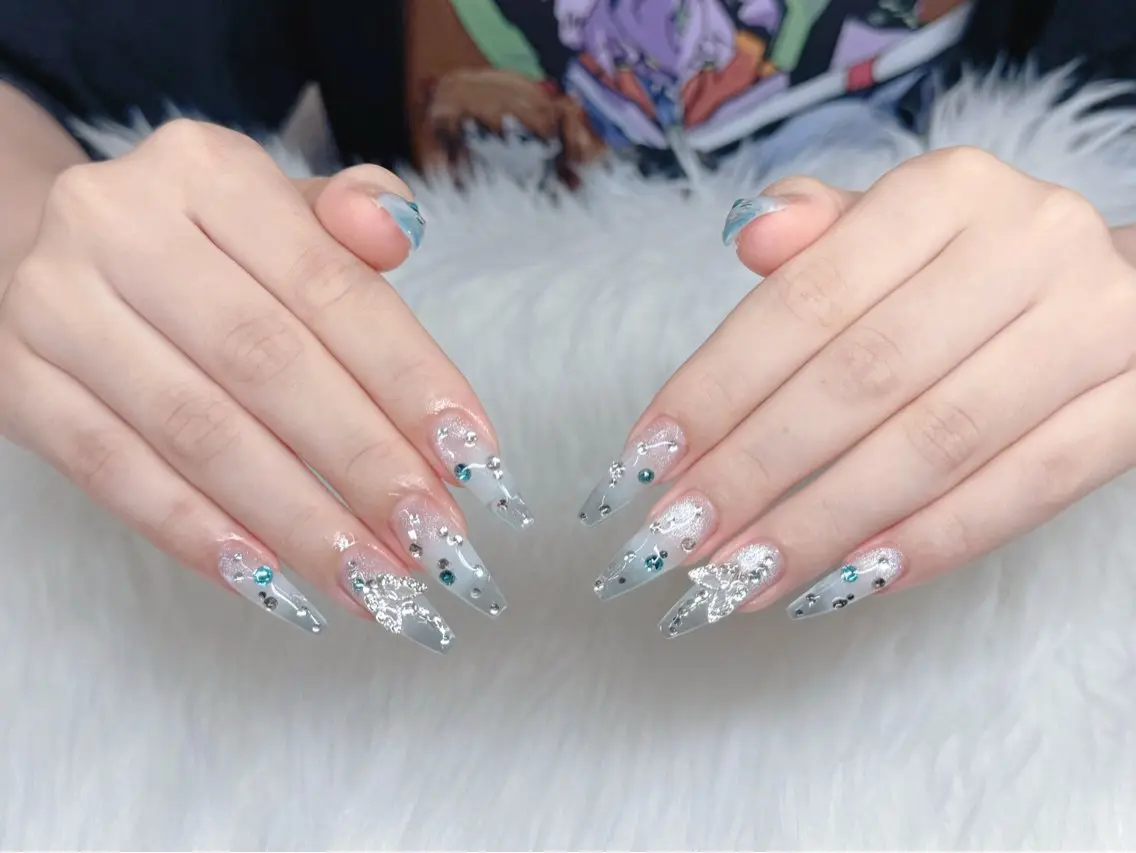 ネイル アートネイル ジェルネイル 韓国ネイル ロングネイル スカルプネイル ハンドネイル GOHOUBI Nail 心斎橋店のネイルデザイン