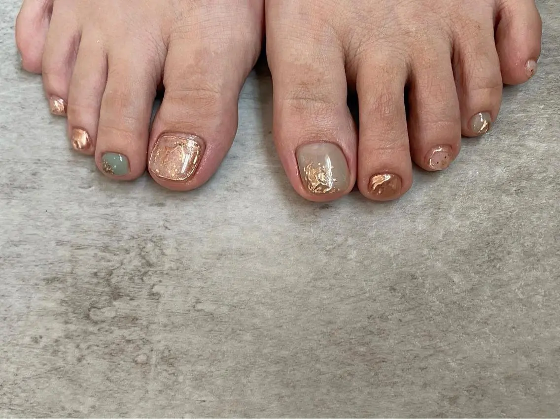 ネイル アートネイル フットネイル ワンカラーネイル フットネイル and M. nailのネイルデザイン