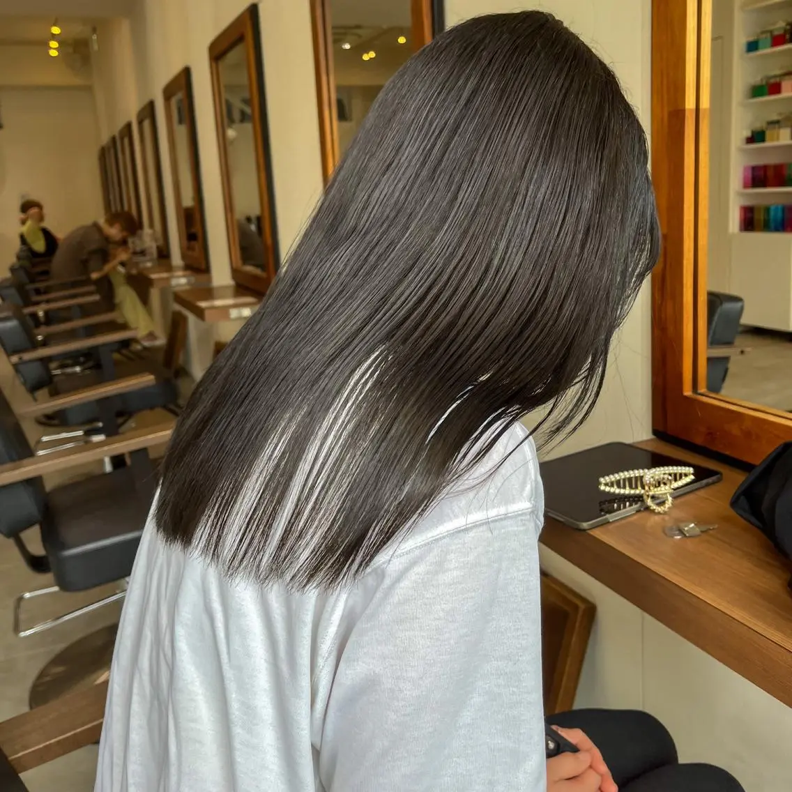 セミロング カラー ヘアアレンジ メンズ キッズ ネイル マツエク・マツパ アイブロウ メンズ眉毛サロン⚪️ マユクリア北千住西口の眉毛・アイブロウイメージ