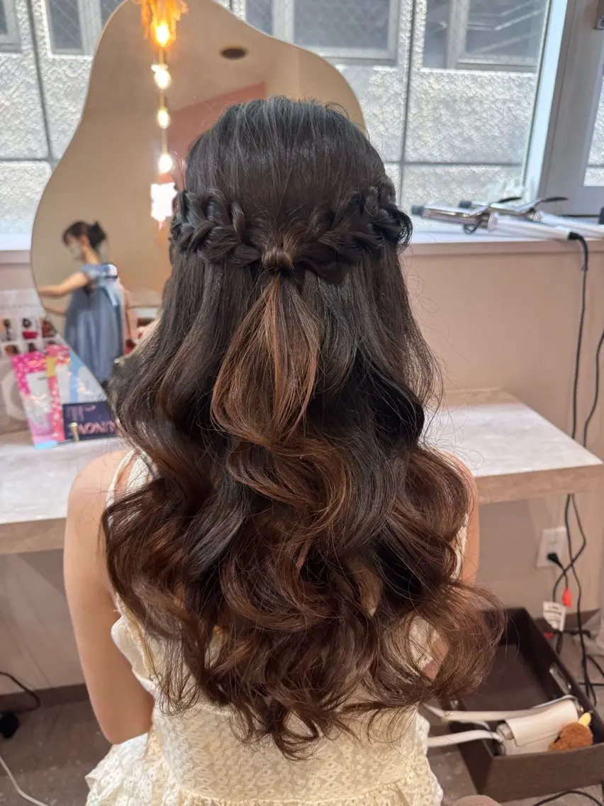 ヘアアレンジ ヘアセット Mila Chisaのヘアスタイル