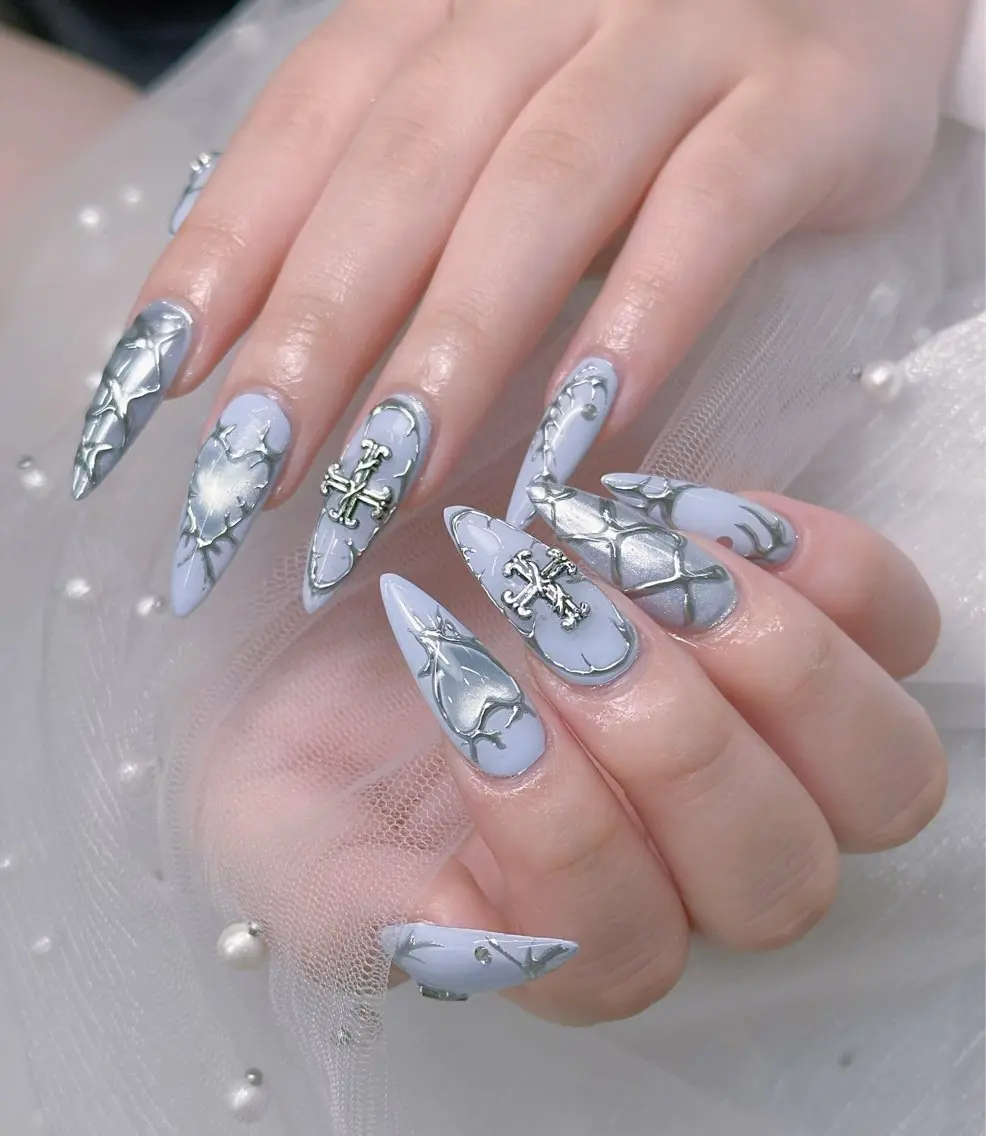ネイル アートネイル ジェルネイル キラキラネイル 韓国ネイル ニュアンスネイル ハンドネイル Luna Nail.Novaのネイルデザイン
