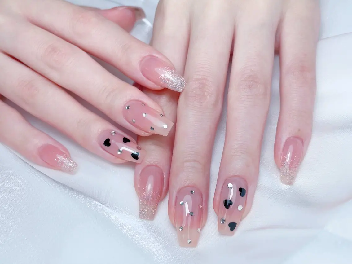 ネイル ハンドネイル M🌷nail 長さだし専門店のネイルデザイン