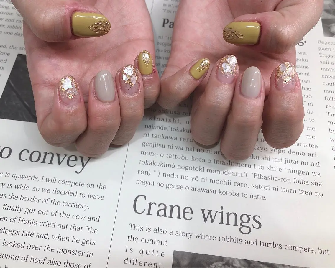 ネイル ブラウン ミラーネイル ピスタチオネイル ハンドネイル saki_ nail heronのネイルデザイン